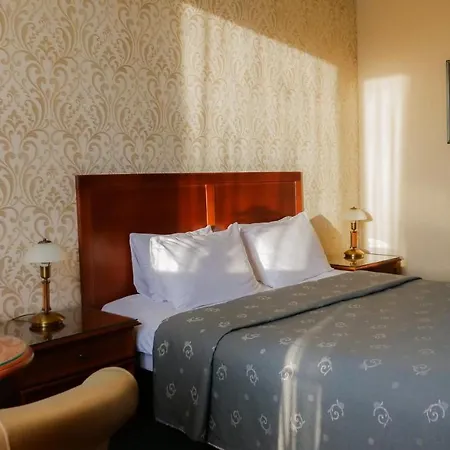 Palace Hotel 4*