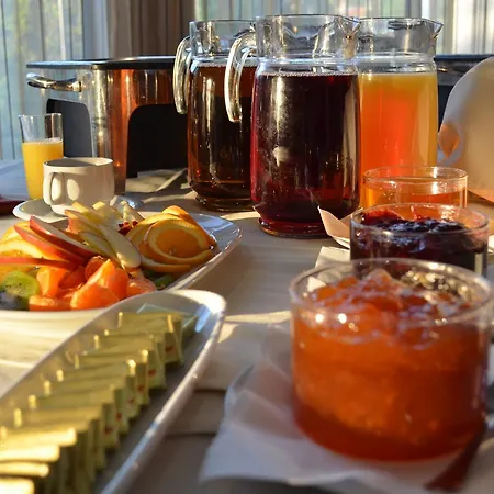 Palace 4* بانكيا