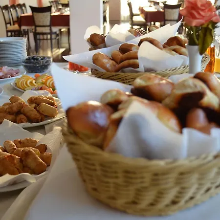 班基雅宫酒店 4*