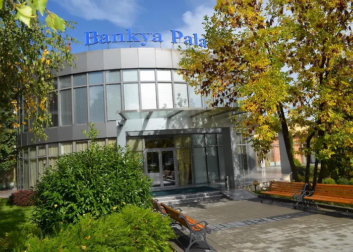 Palace Хотел 4*