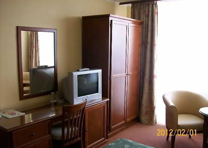 Palace 4* Банкя